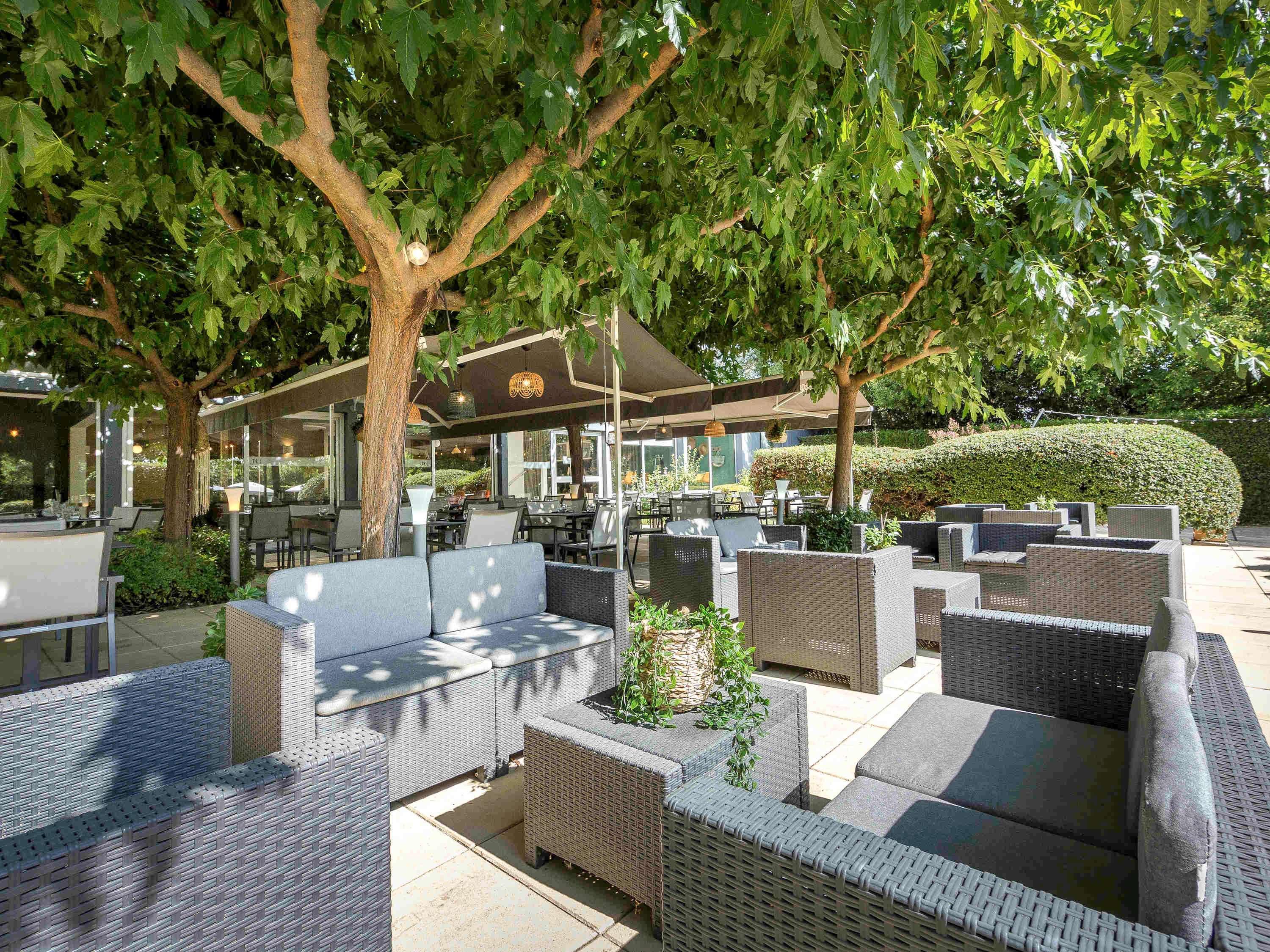 Ibis Cavaillon Portes Du Luberon Bagian luar foto